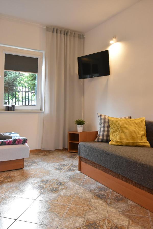 Malinowka Apartment Jantar Exterior photo